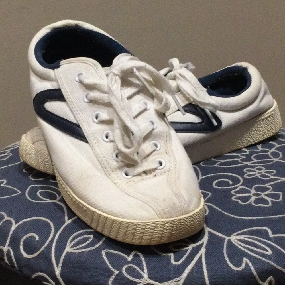Women’s White Canvas Sneakers with Navy Accent - Tretorn